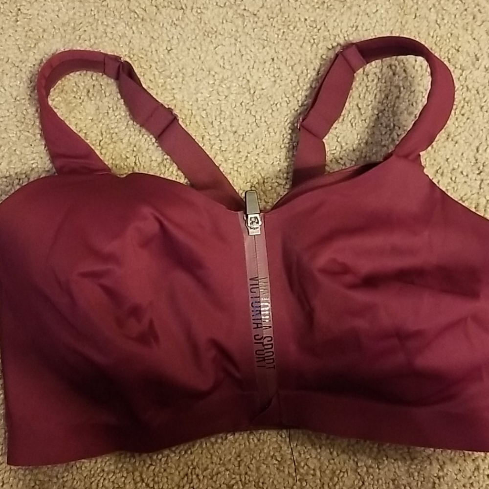 Victoria's Secret Sports Bra 36DDD